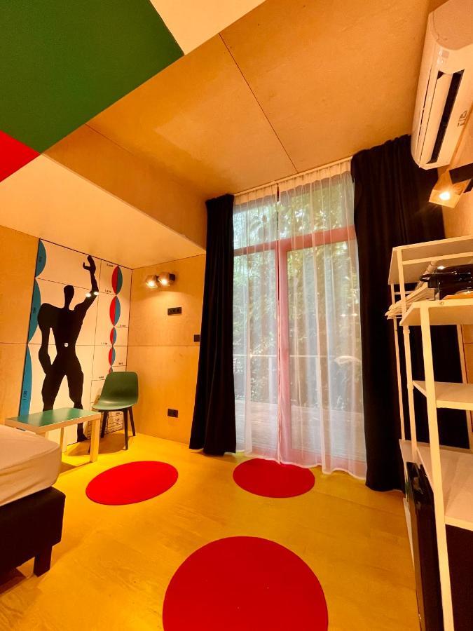 Utopia Village - Art & Nature Lodges Mons Luaran gambar