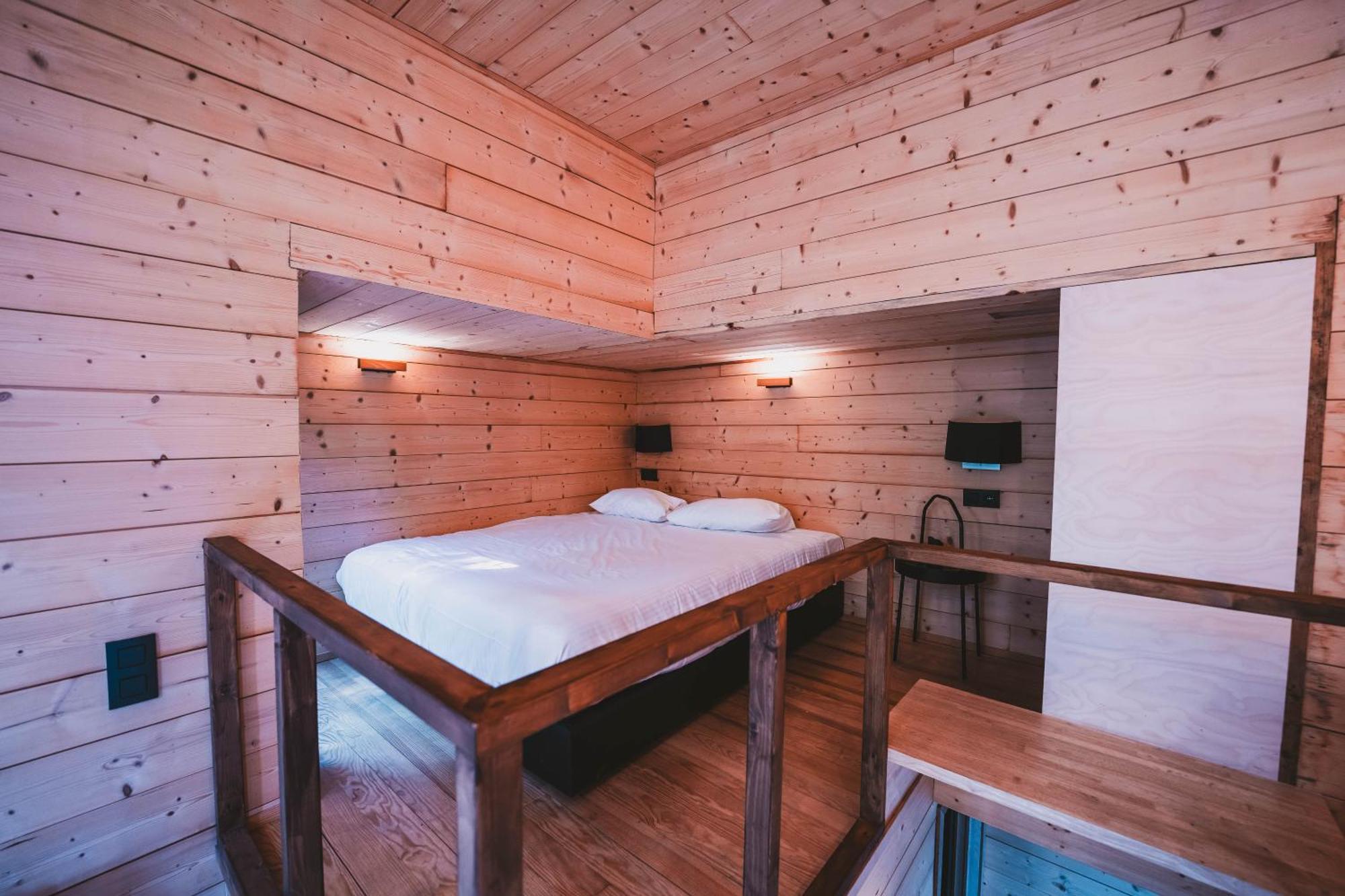 Utopia Village - Art & Nature Lodges Mons Luaran gambar